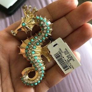Chico’s seahorse brooch with turquoise NWT